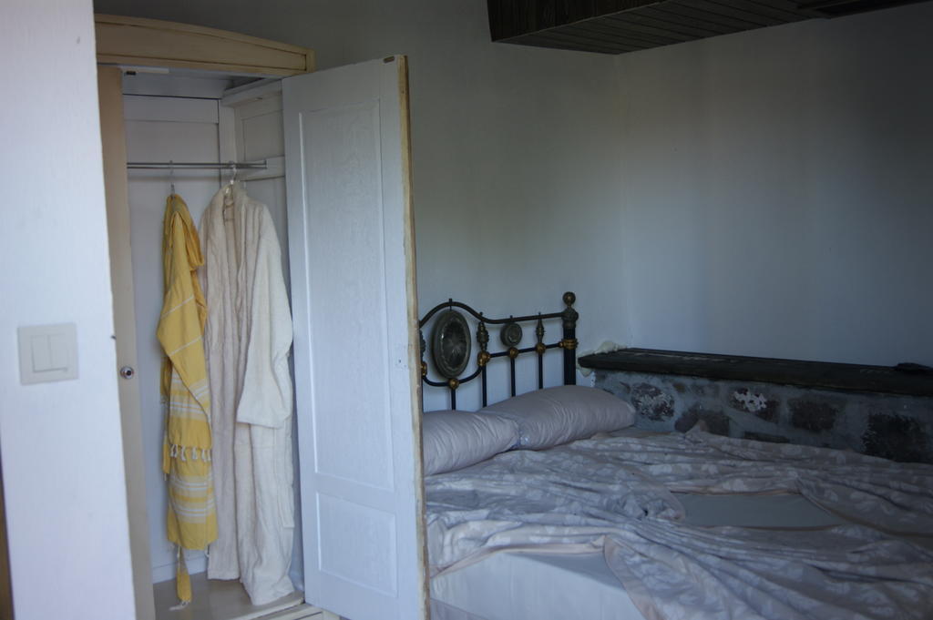 Mahzen Hotel Ayvalı Δωμάτιο φωτογραφία
