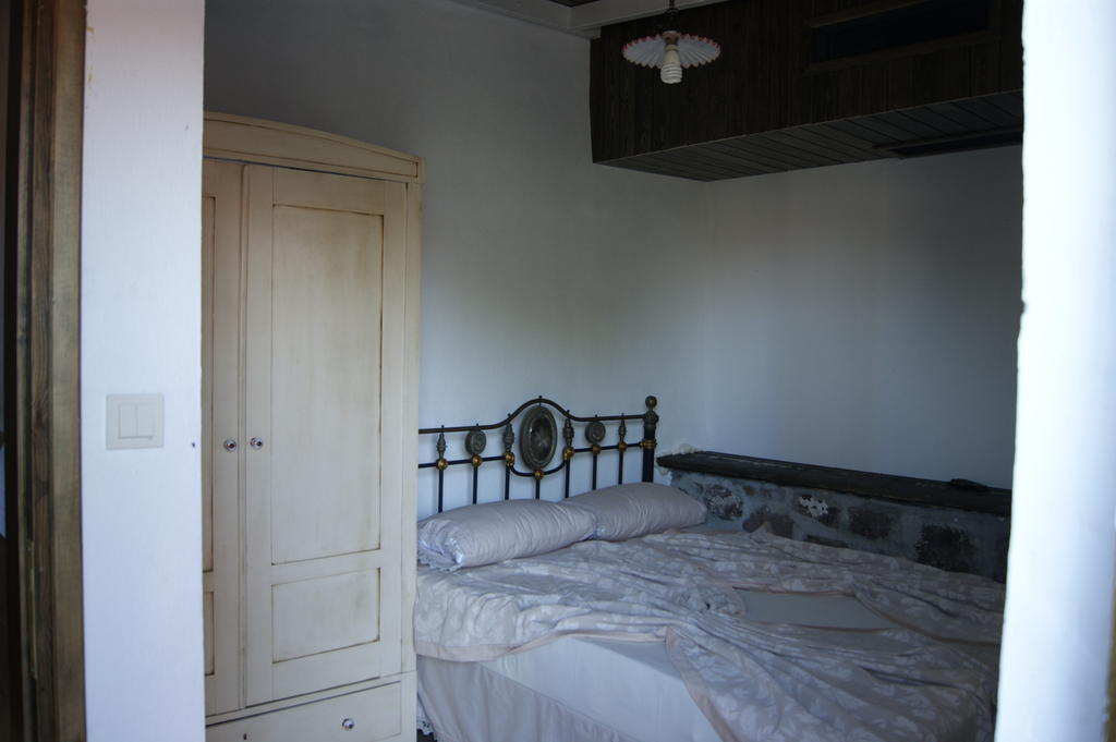 Mahzen Hotel Ayvalı Δωμάτιο φωτογραφία